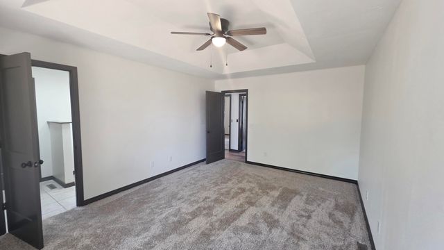 452 S Dove Valley Avenue, Springfield, MO 65802