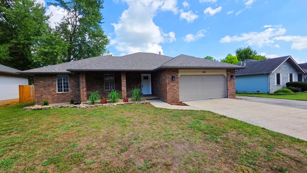 452 S Dove Valley Avenue, Springfield, MO 65802
