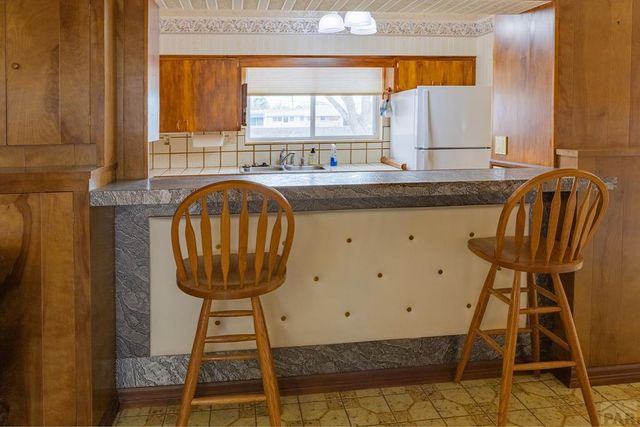 77 Circle Dr, La Junta, CO 81050