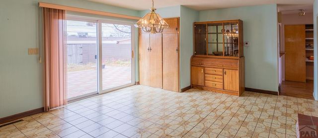 77 Circle Dr, La Junta, CO 81050