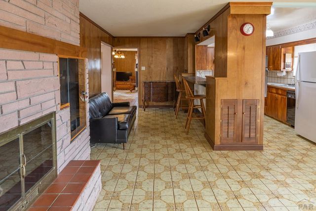 77 Circle Dr, La Junta, CO 81050