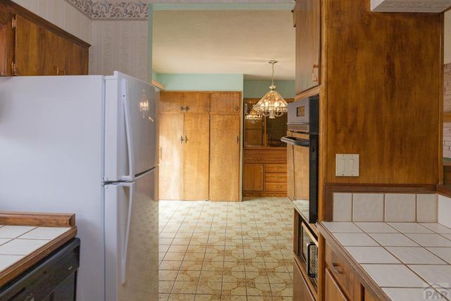 77 Circle Dr, La Junta, CO 81050