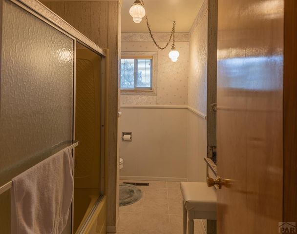 77 Circle Dr, La Junta, CO 81050