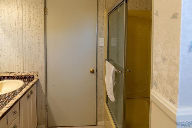 77 Circle Dr, La Junta, CO 81050