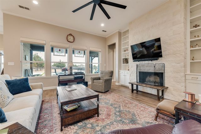 4041 Richard Road, Midlothian, TX 76065