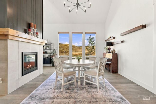 14567 N Whitefish Way, Boise, ID 83714