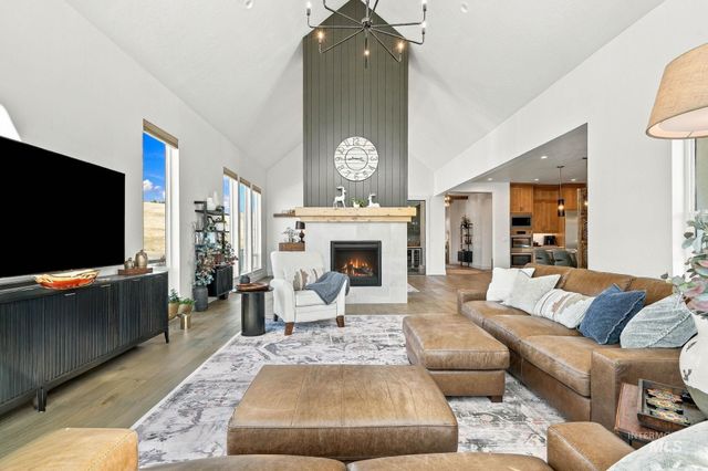 14567 N Whitefish Way, Boise, ID 83714