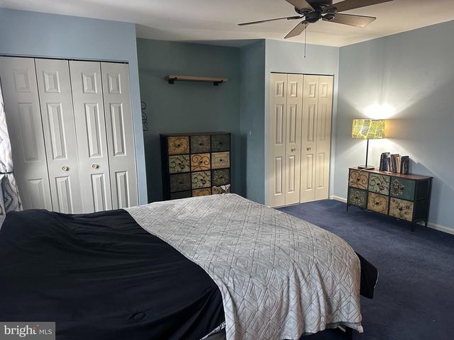 17 NAYLOR CT, Quakertown, PA 18951