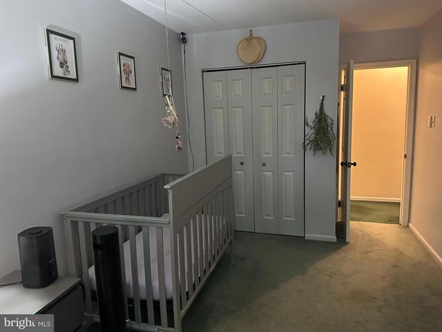 17 NAYLOR CT, Quakertown, PA 18951