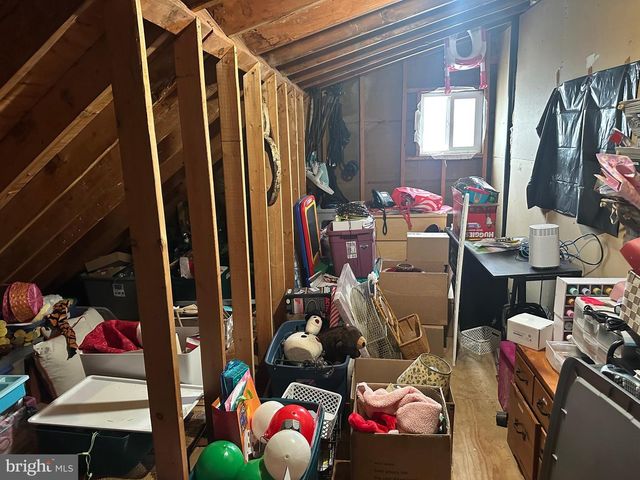 17 NAYLOR CT, Quakertown, PA 18951