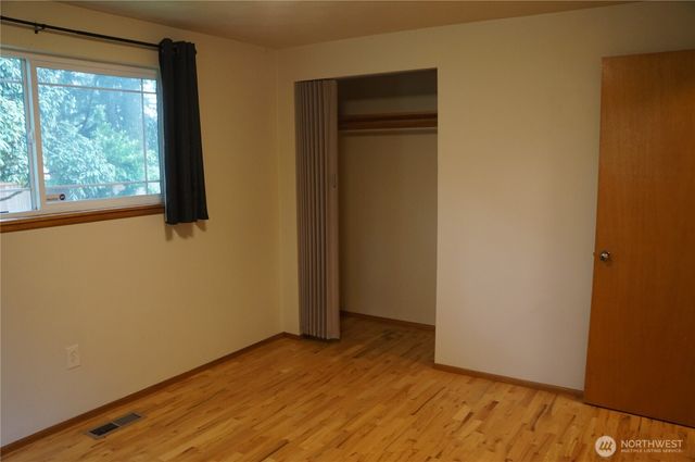 12019 Bingham Avenue E, Tacoma, WA 98446