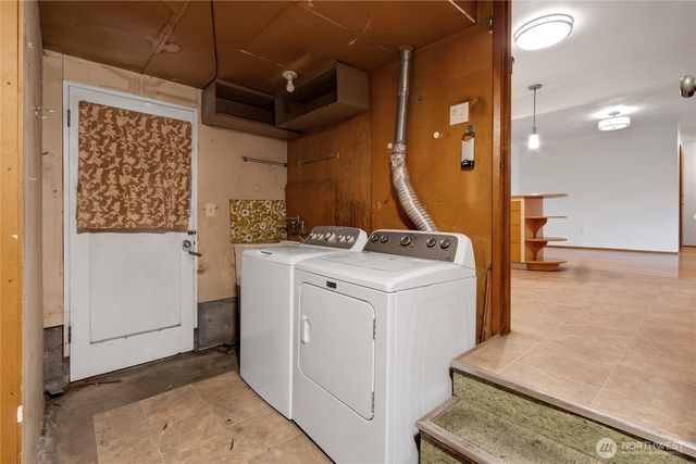 12019 Bingham Avenue E, Tacoma, WA 98446