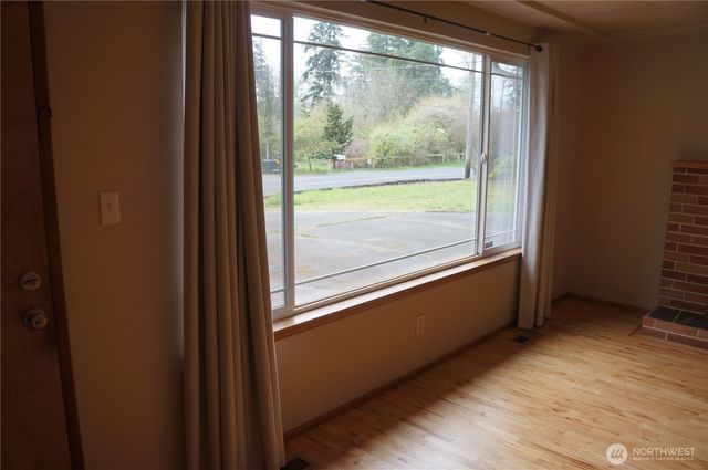 12019 Bingham Avenue E, Tacoma, WA 98446