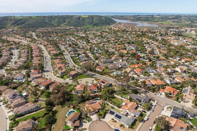 2712 Mateo Pl, Carlsbad, CA 92009