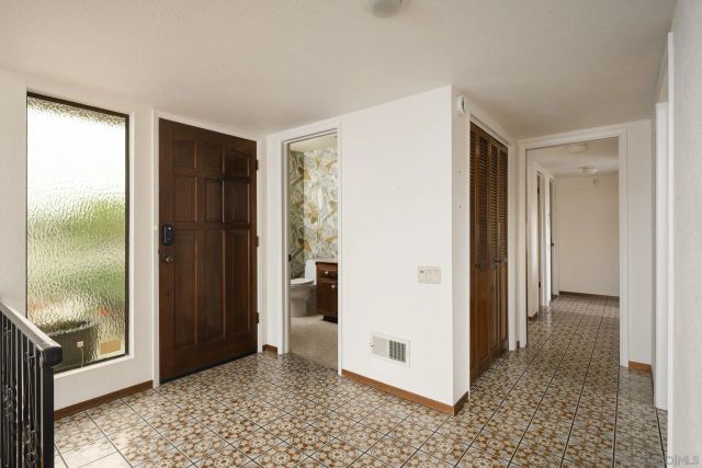 2712 Mateo Pl, Carlsbad, CA 92009