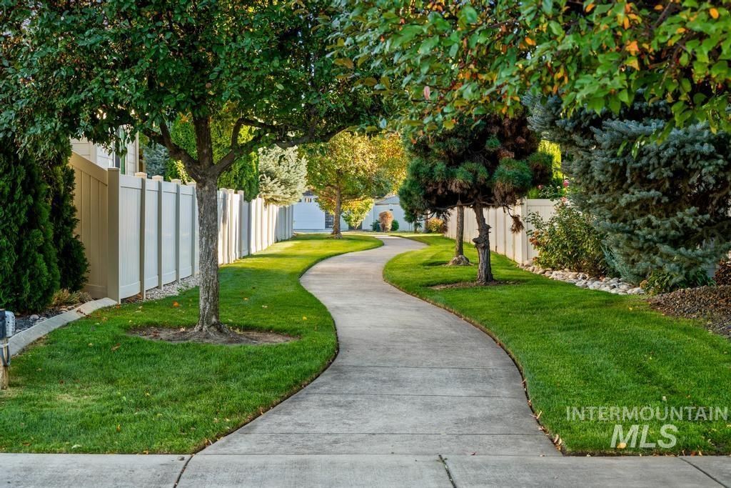 11043 W Wildlife St, Star, ID 83669 photo 3