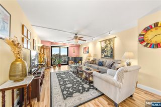 7855 Boulevard East 9H, North Bergen, NJ 07047