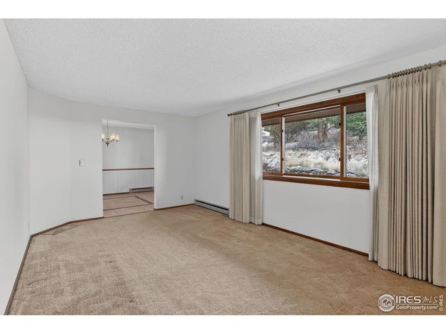 15655 Mossrock Dr, Longmont, CO 80503
