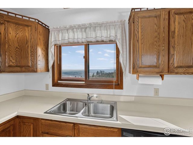 15655 Mossrock Dr, Longmont, CO 80503