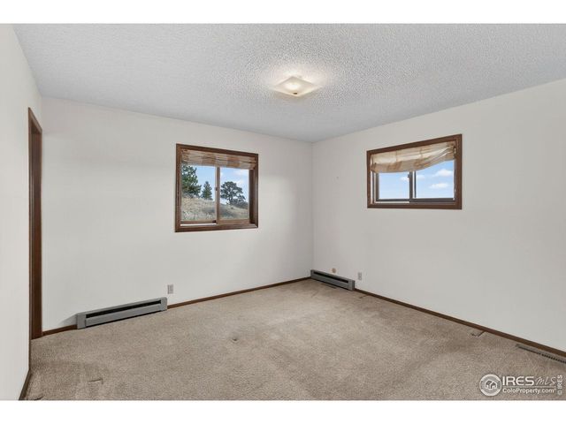 15655 Mossrock Dr, Longmont, CO 80503
