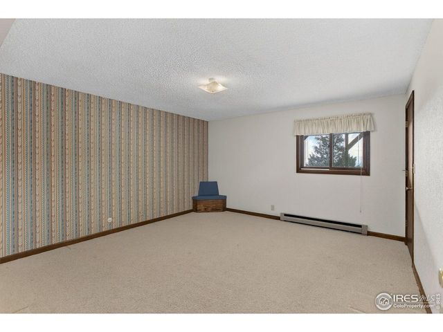15655 Mossrock Dr, Longmont, CO 80503