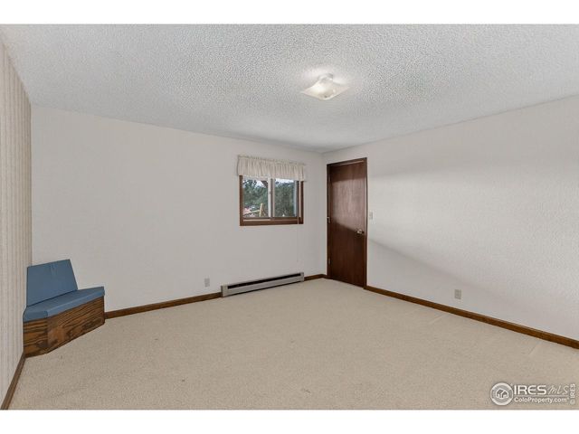 15655 Mossrock Dr, Longmont, CO 80503