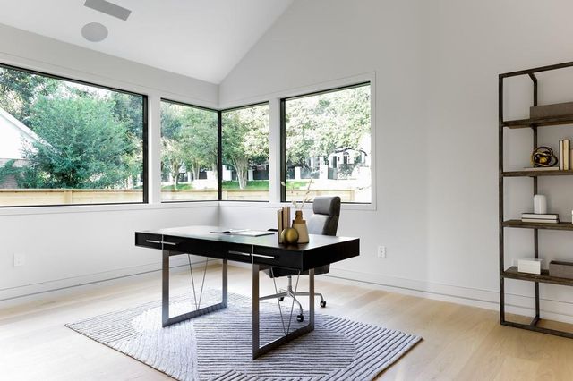 2308 Hartford RD, Austin, TX 78703