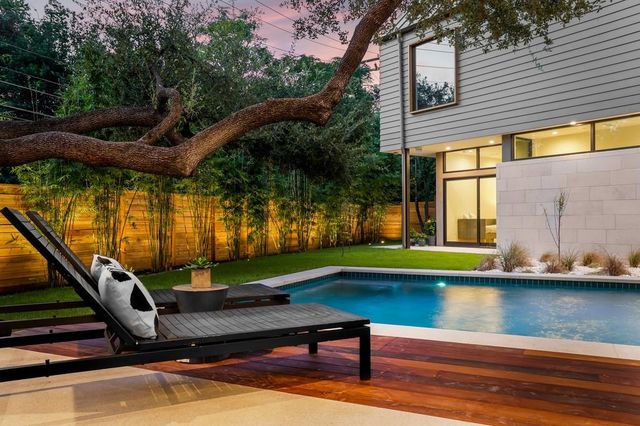 2308 Hartford RD, Austin, TX 78703