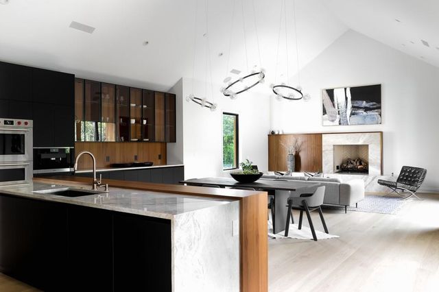 2308 Hartford RD, Austin, TX 78703