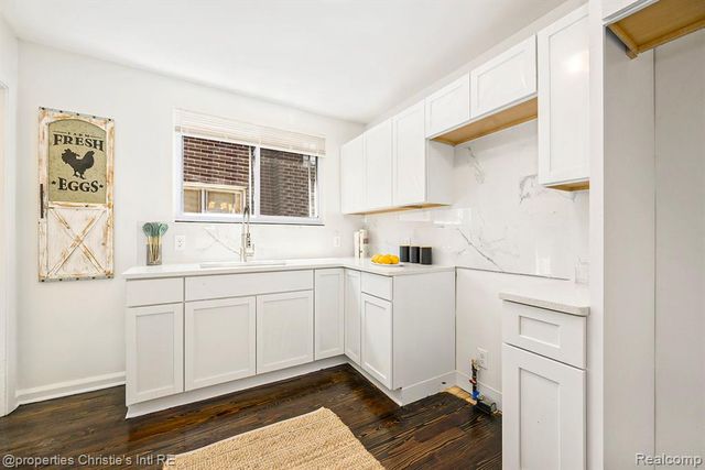 18661 Stoepel Street, Detroit, MI 48221