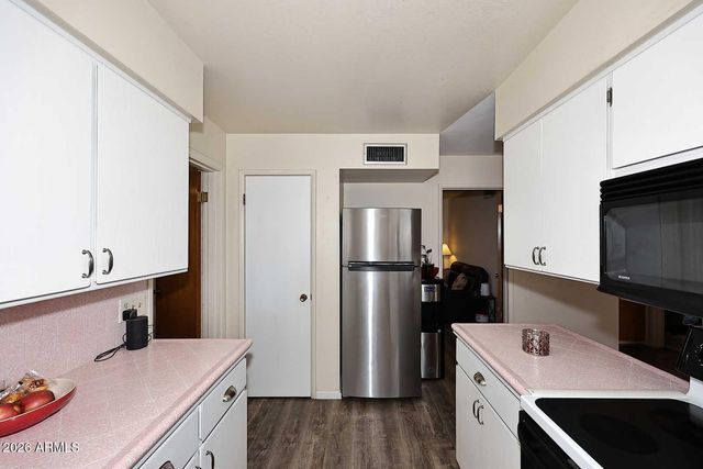 5302 E COVINA Road, Mesa, AZ 85205