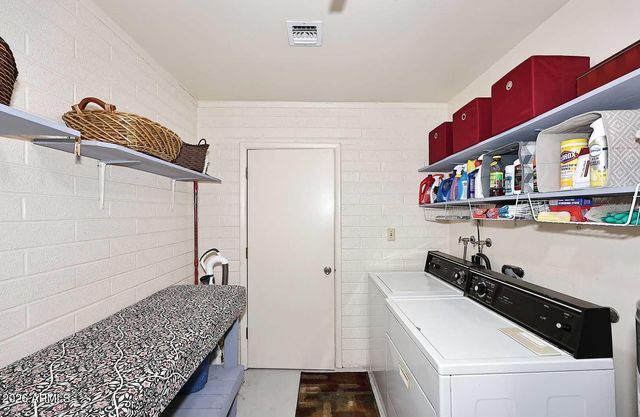 5302 E COVINA Road, Mesa, AZ 85205