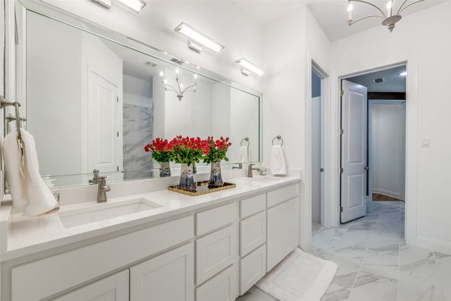 11008 Familia Real Drive, Benbrook, TX 76126