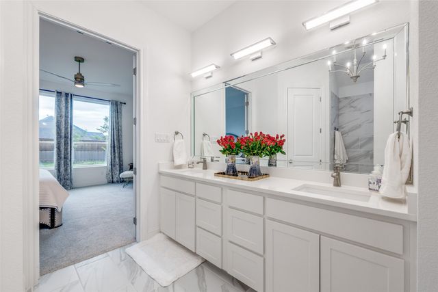 11008 Familia Real Drive, Benbrook, TX 76126