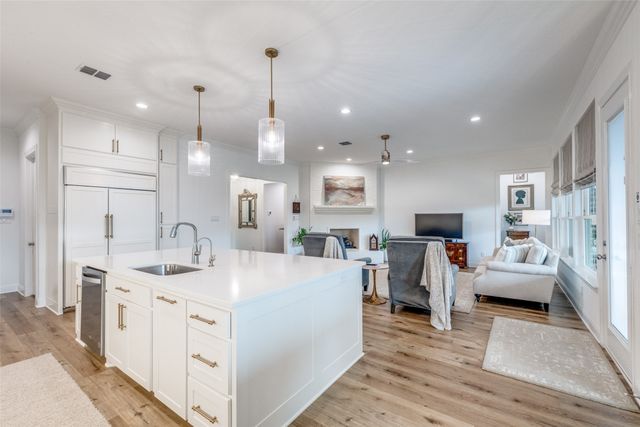 11008 Familia Real Drive, Benbrook, TX 76126