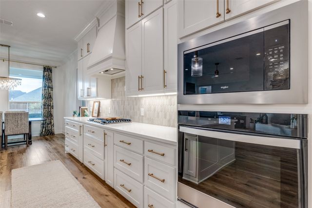 11008 Familia Real Drive, Benbrook, TX 76126