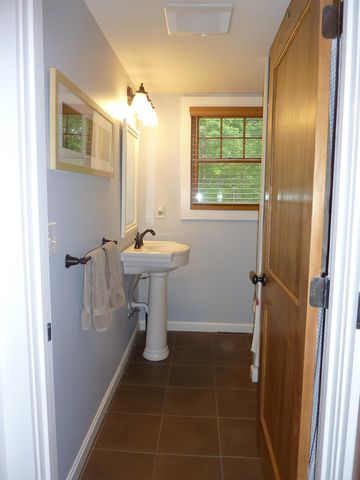 61 Highland Avenue, Milford, NH 03055