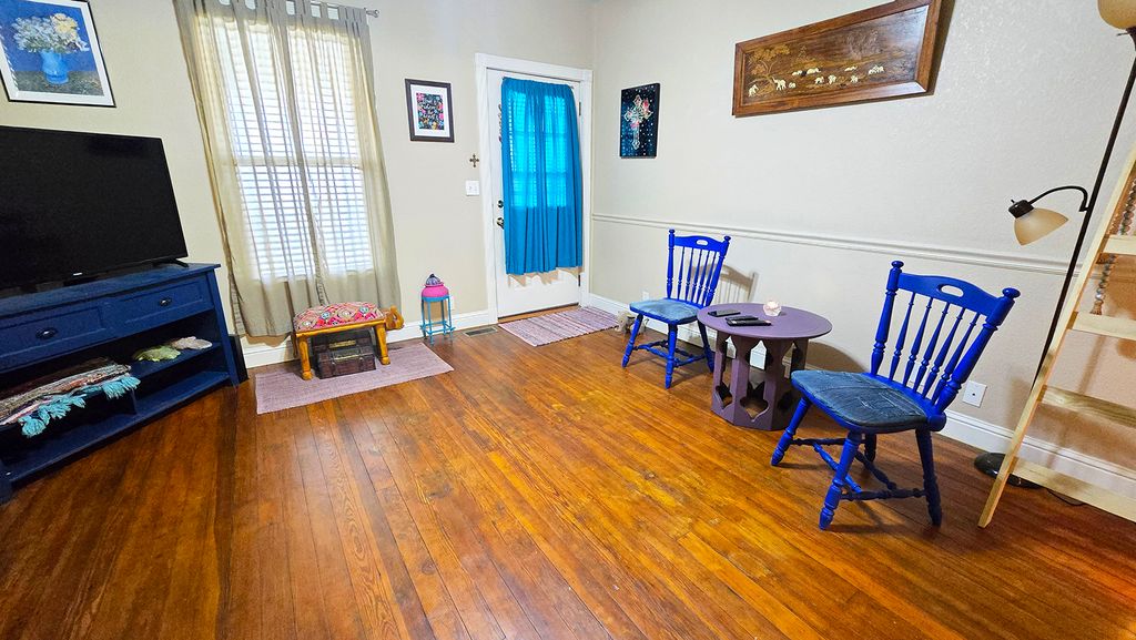 Image 15 of property listing at 322 Linden Avenue, Centralia, IL 62801