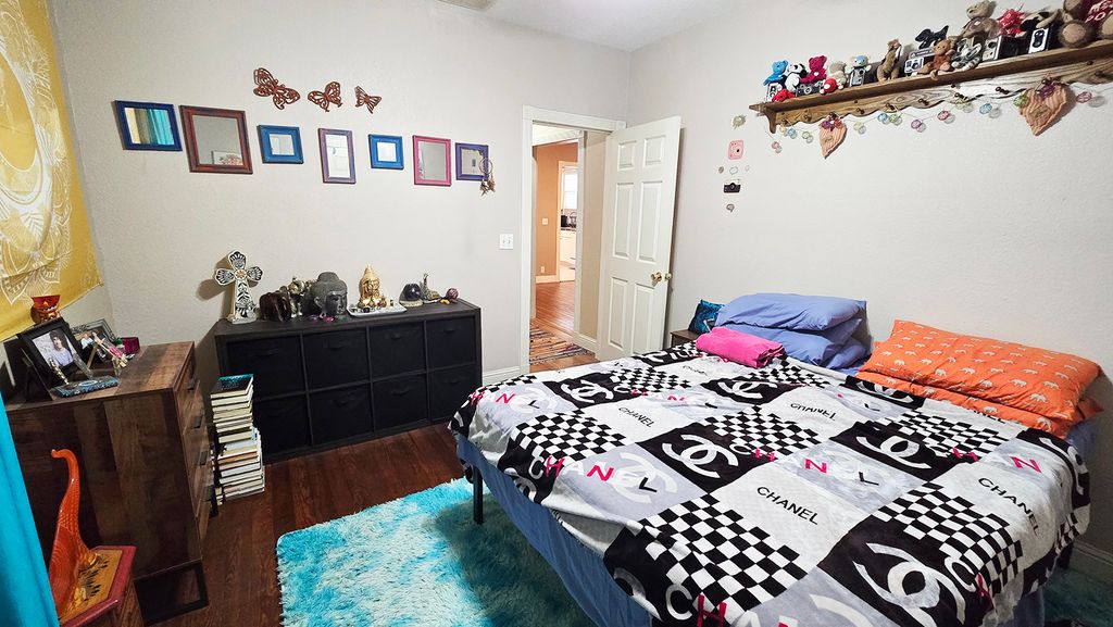 Image 24 of property listing at 322 Linden Avenue, Centralia, IL 62801