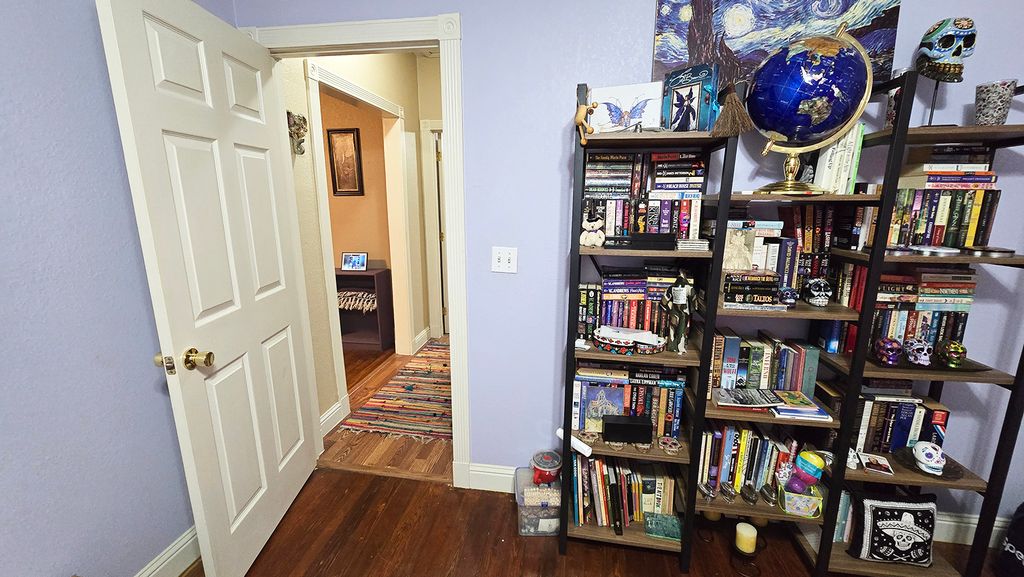 Image 27 of property listing at 322 Linden Avenue, Centralia, IL 62801