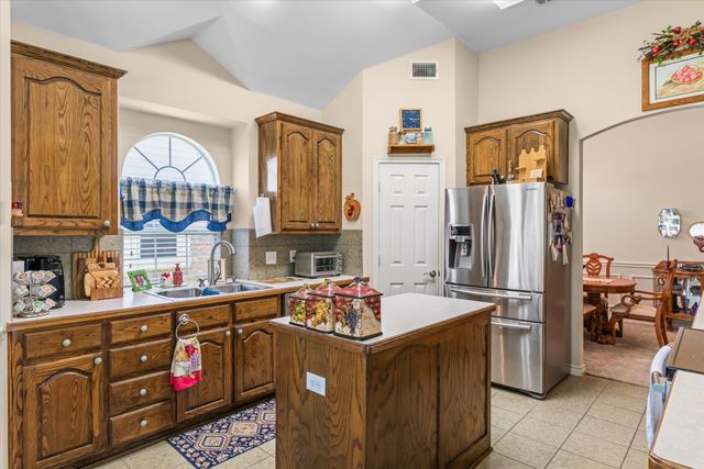 2114 Pecan Ridge Drive, Forney, TX 75126