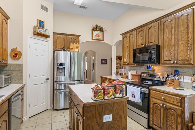2114 Pecan Ridge Drive, Forney, TX 75126