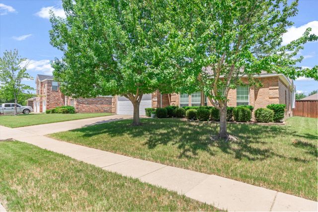2114 Pecan Ridge Drive, Forney, TX 75126