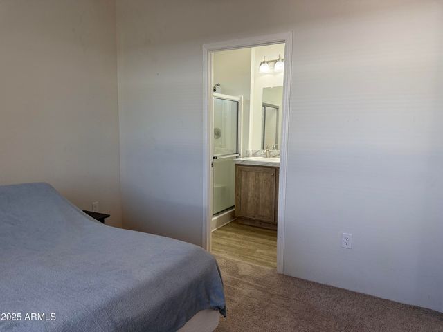 19370 E ABBOTT Street, Black Canyon City, AZ 85324