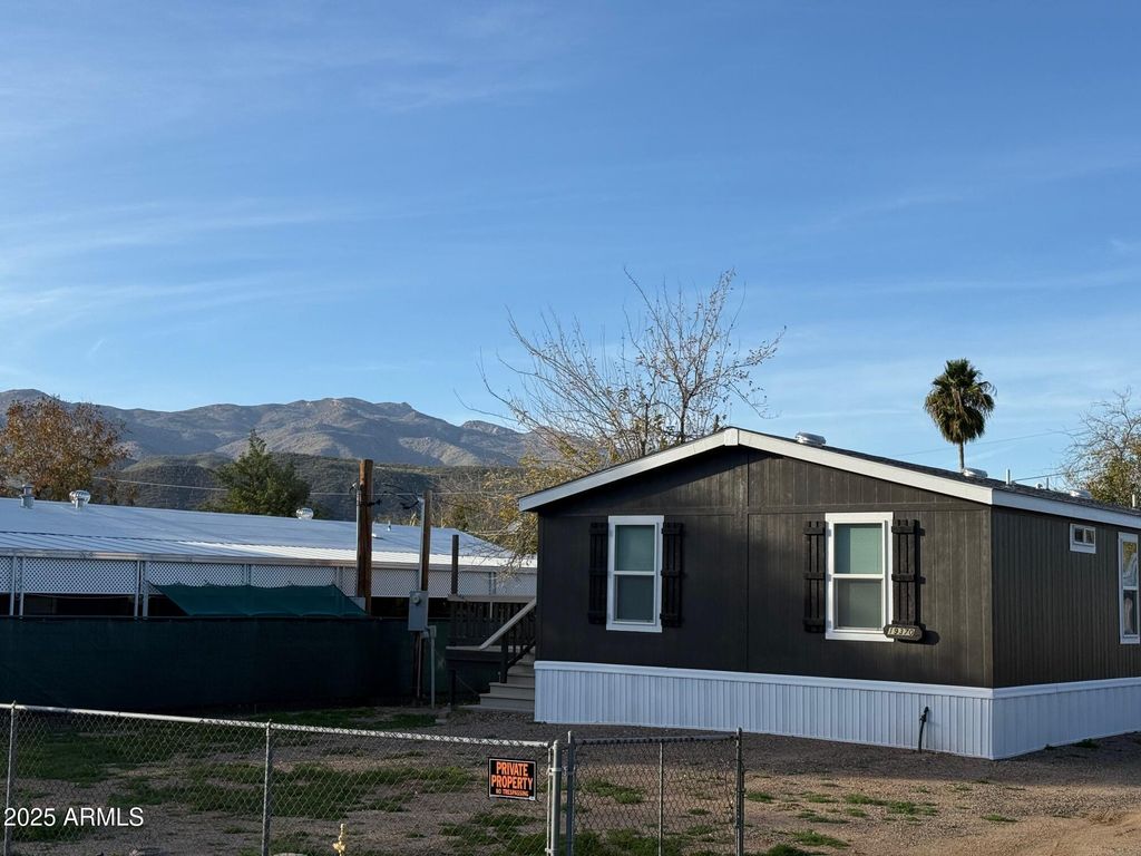 19370 E ABBOTT Street, Black Canyon City, AZ 85324