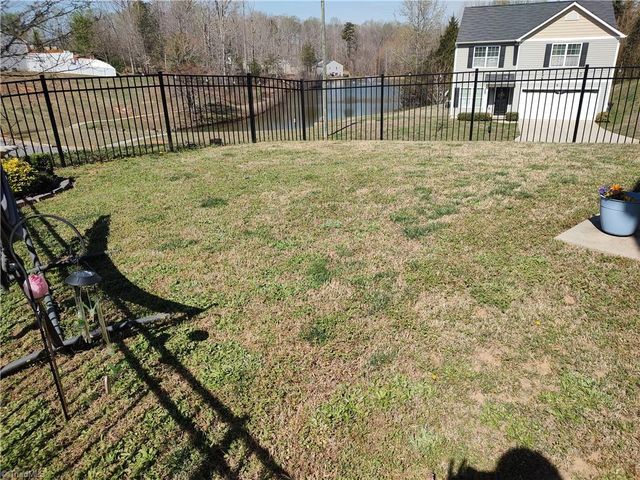 4222 Salem Springs Court, Winston-salem, NC 27107