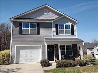 4222 Salem Springs Court, Winston-salem, NC 27107