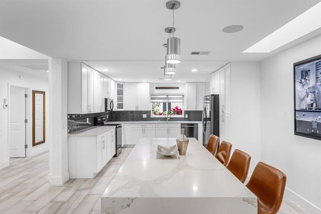 21680 Tall Palm Circle 12-B, Boca Raton, FL 33433