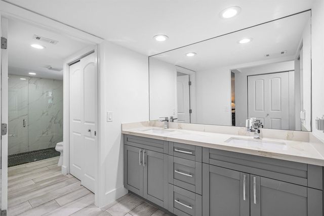 21680 Tall Palm Circle 12-B, Boca Raton, FL 33433