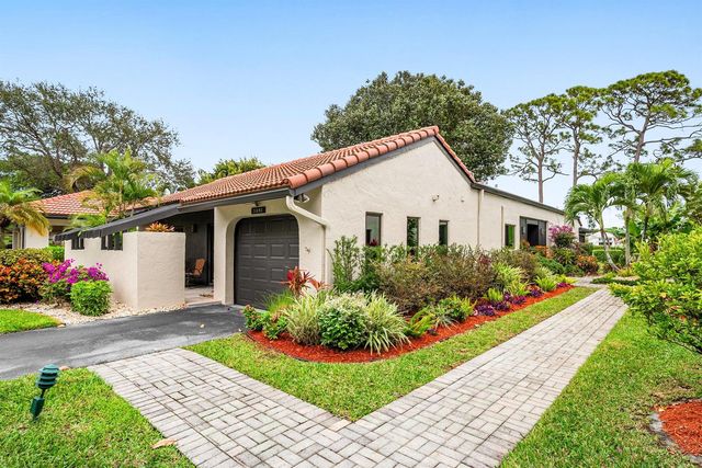 21680 Tall Palm Circle 12-B, Boca Raton, FL 33433